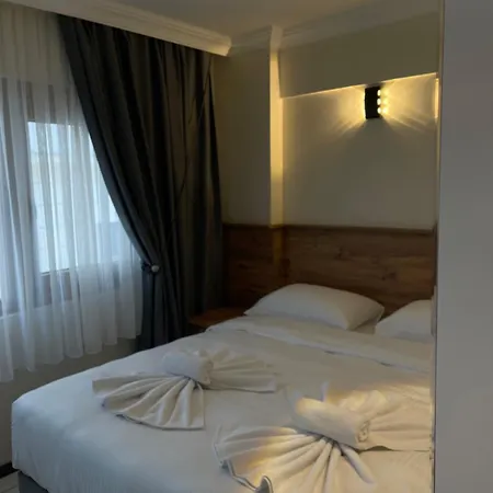 Green Star Pera Hotel Istanbul Exterior photo